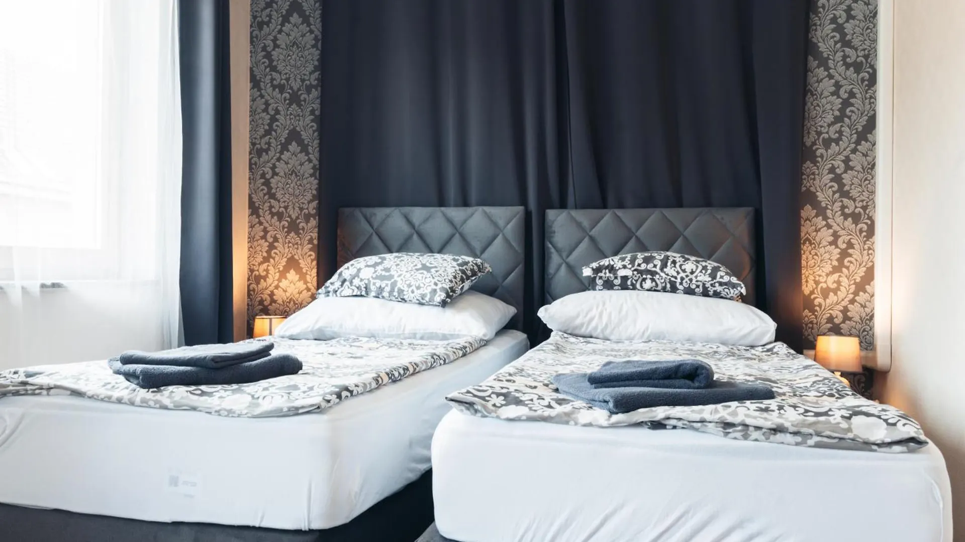 Vegvari Hotel 埃格尔